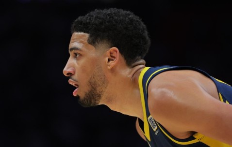 九游娱乐-Uzi在利物浦比赛中最后时刻胜出，大比分获胜引发热议！