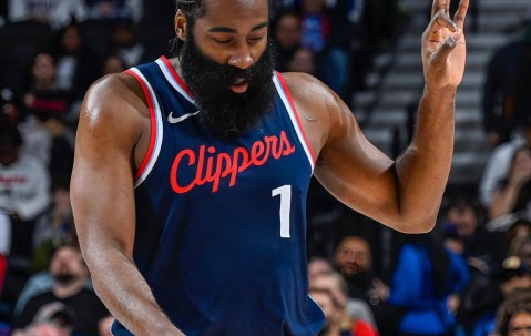 九游娱乐-哈登在塞尔维亚队比赛中势不可挡，爆冷引发热议！的简单介绍